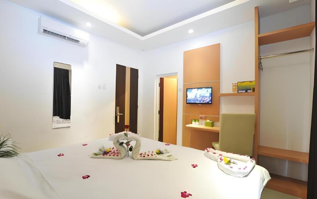 Guest House Nozz Semarang Exterior foto
