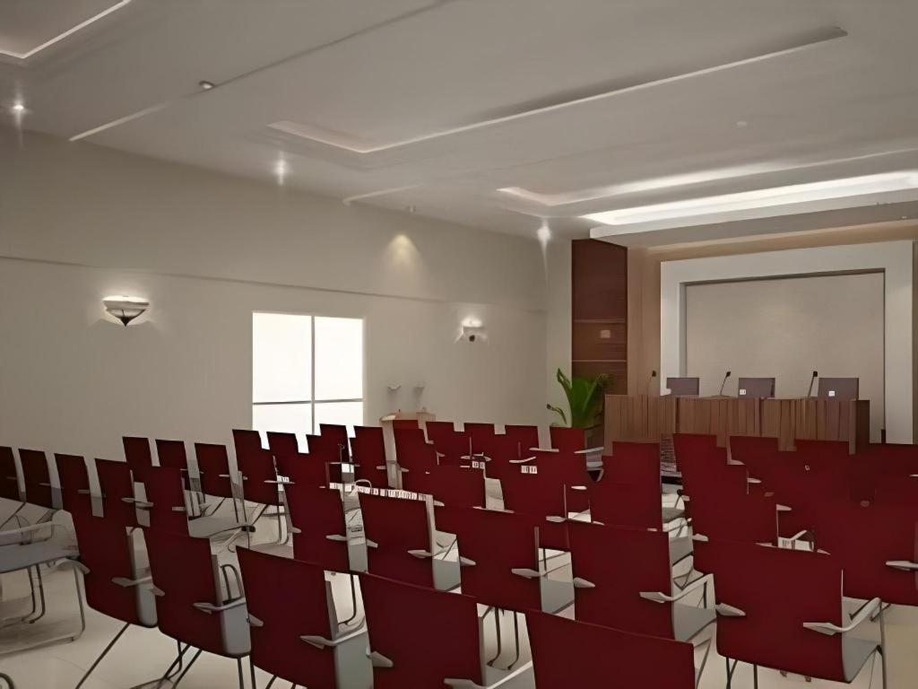 Guest House Nozz Semarang Exterior foto